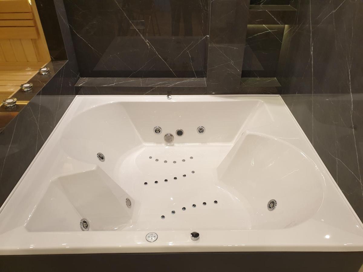 Luxury Spa Suite Beograd Bagian luar foto
